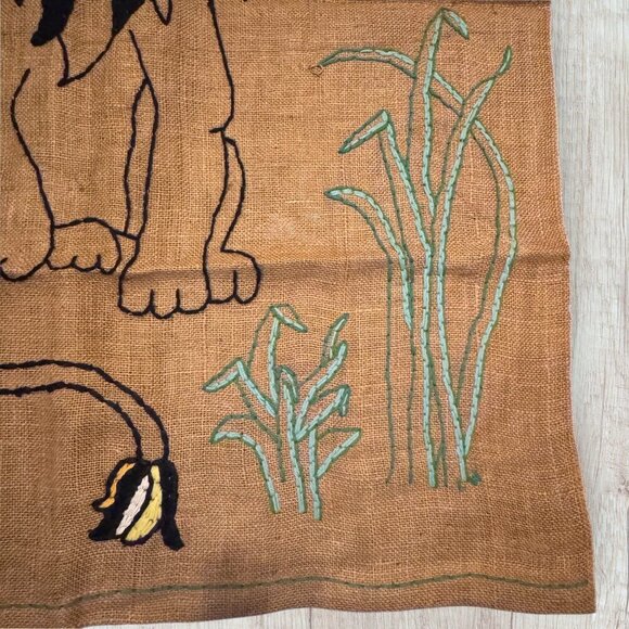 Burlap Lion & Mouse Fable Yarn Hanging Art Wall Decor Handmade Original Kindness - Picture 4 of 7